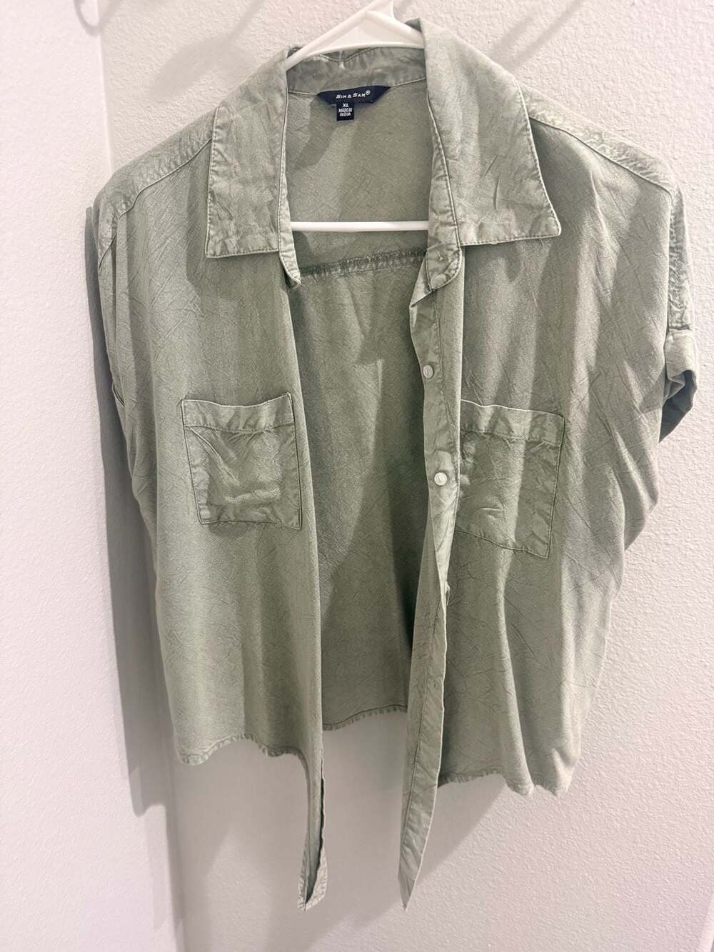 Sim & Sam Women's Olive Green Rayon Tie-Front Short Sleeve Button-Down Shirt